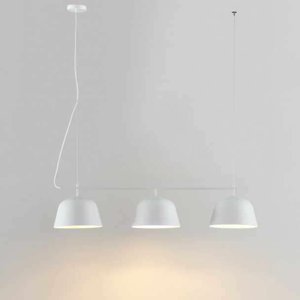 Hanglamp in mat wit metaal