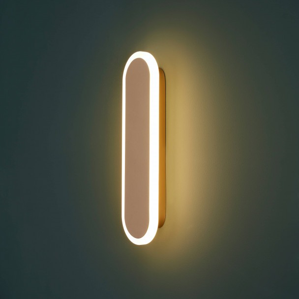 LED wandlamp in aluminium.