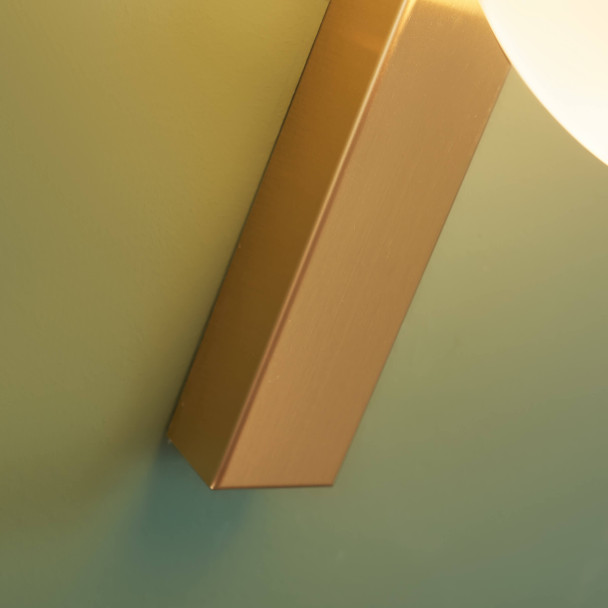 Messing wandlamp modern en verfijnd - Noava