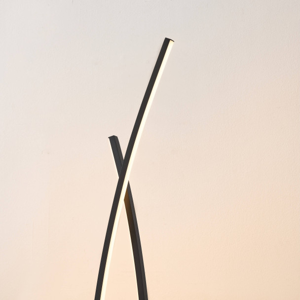 Minimalistische LED vloerlamp strakke lijnen - Elzo