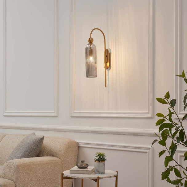 Grote gouden boog wandlamp met getextureerd...
