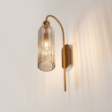Grote gouden boog wandlamp met getextureerd rookglas - Leonora