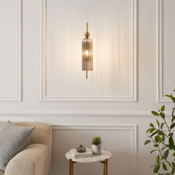 Grote gouden boog wandlamp met getextureerd...