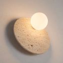 Beige wandlamp van travertijnmarmer met wit glas - Oré