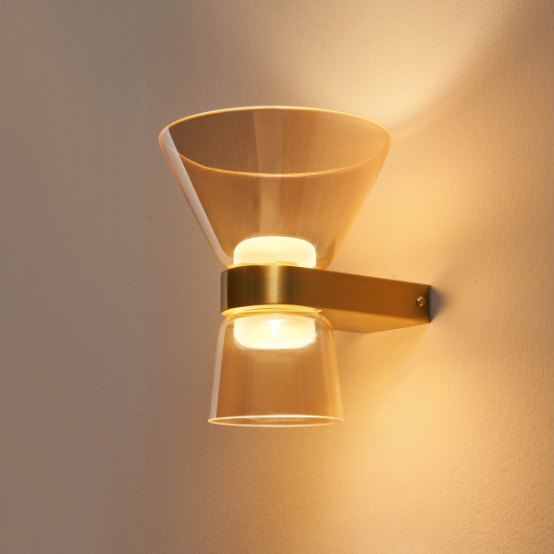 Gouden design LED wandlamp met amberkleurig...